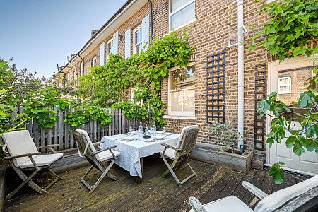 Tenyson House - Filming Locations Locations Direct -14