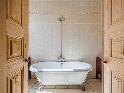 Tenyson House - Filming Locations Locations Direct -22