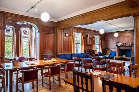 Huge stained glass window- HA1-  filming photoshoot location-05