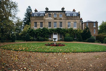Huge stained glass window- HA1-  filming photoshoot location-11