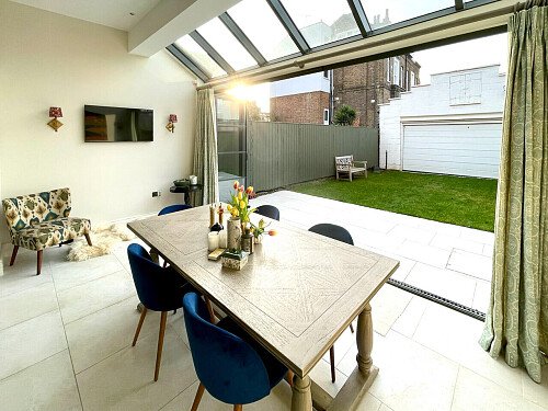 Blue traditional kitchen -  filming photoshoot location-31-05