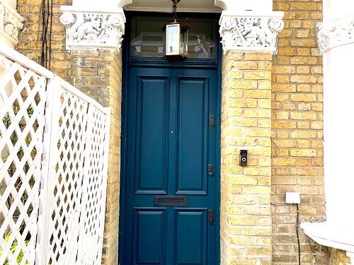 Blue traditional kitchen -  filming photoshoot location-31-19