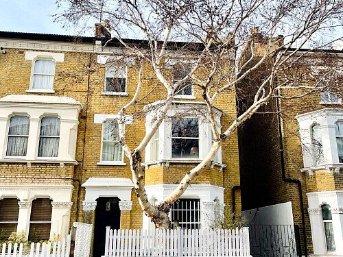 Blue traditional kitchen -  filming photoshoot location-31-20