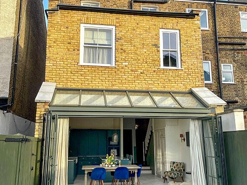 Blue traditional kitchen -  filming photoshoot location-31-22