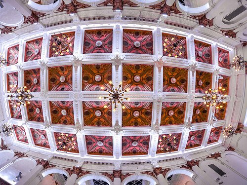 Grand, large hall, arches and painted ceiling- London-  filming photoshoot location-08