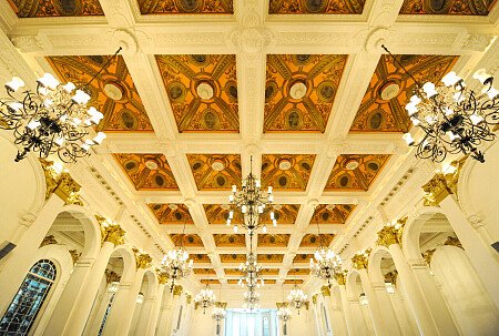 Grand, large hall, arches and painted ceiling- London-  filming photoshoot location-11