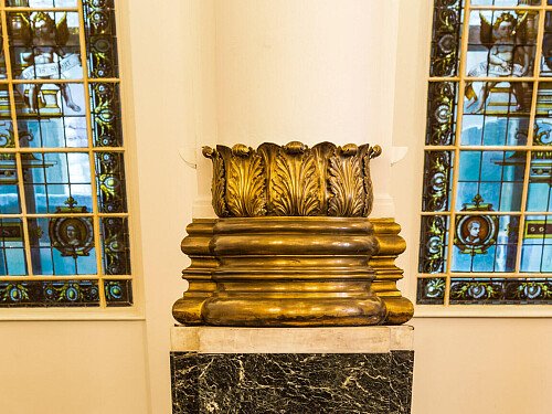 Grand, large hall, arches and painted ceiling- London-  filming photoshoot location-14