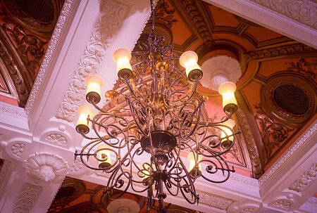 Grand, large hall, arches and painted ceiling- London-  filming photoshoot location-18