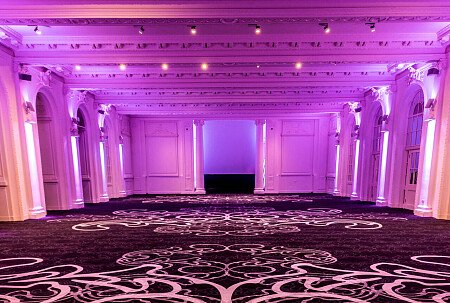 Grand, large hall, arches and painted ceiling- London-  filming photoshoot location-34