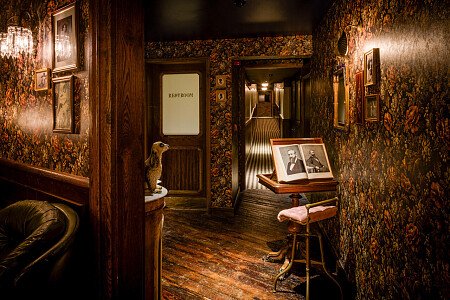 Moody bar dramatic wallpaper- London- filming photoshoot location-2