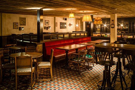 Velvet seating- London- filming photoshoot location-4