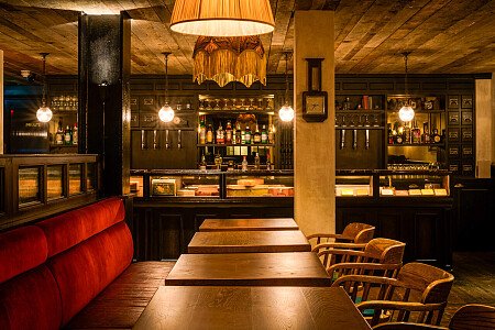 Velvet seating- London- filming photoshoot location-5