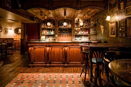 Velvet seating- London- filming photoshoot location-6