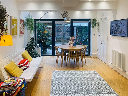 Lott room with ladder and slanted ceilings- London- filming photoshoot location-04