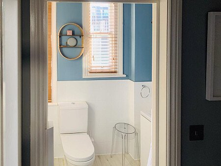 Lott room with ladder and slanted ceilings- London- filming photoshoot location-15