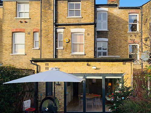Lott room with ladder and slanted ceilings- London- filming photoshoot location-18