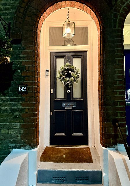 Lott room with ladder and slanted ceilings- London- filming photoshoot location-22