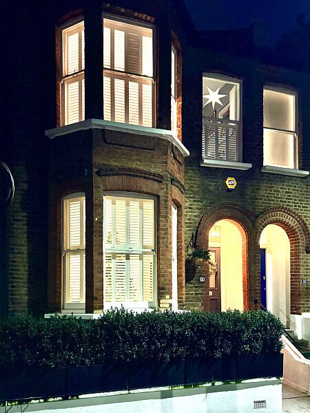 Lott room with ladder and slanted ceilings- London- filming photoshoot location-24