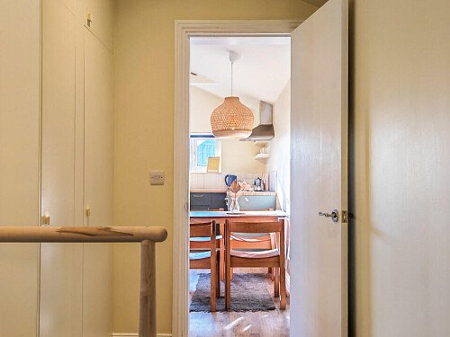 Large horizontal kitchen window-CR8 -  filming photoshoot location-22