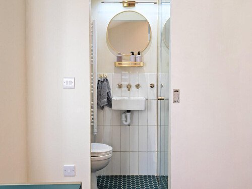 Large horizontal kitchen window-CR8 -  filming photoshoot location-26