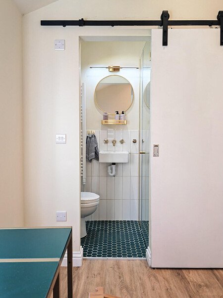 Large horizontal kitchen window-CR8 -  filming photoshoot location-26