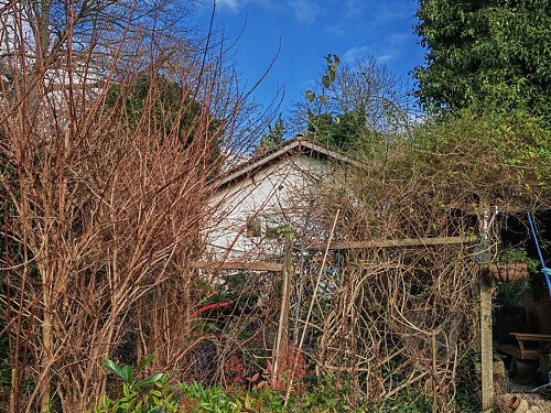 Large horizontal kitchen window-CR8 -  filming photoshoot location-32