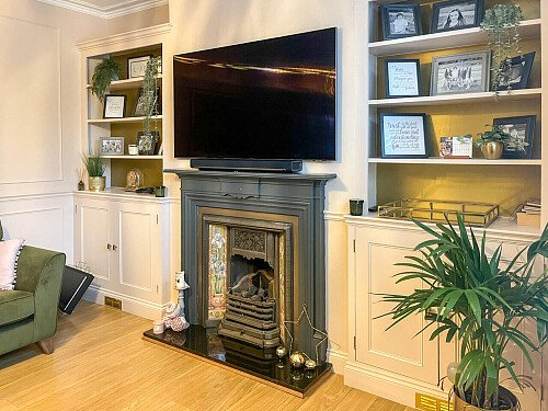 Vibrant blue theme- KT13- filming photoshoot location-02