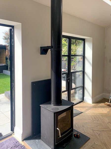 Vibrant blue theme- KT13- filming photoshoot location-07