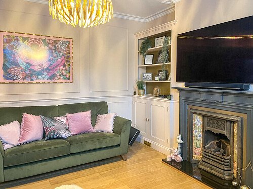 Vibrant blue theme- KT13- filming photoshoot location-13