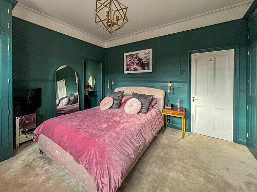 Vibrant blue theme- KT13- filming photoshoot location-20