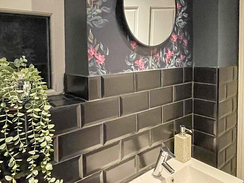 Vibrant blue theme- KT13- filming photoshoot location-32