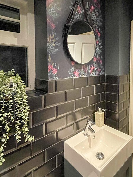 Vibrant blue theme- KT13- filming photoshoot location-32