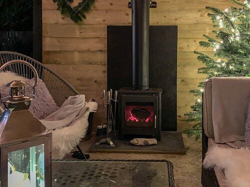 Vibrant blue theme- KT13- filming photoshoot location-34