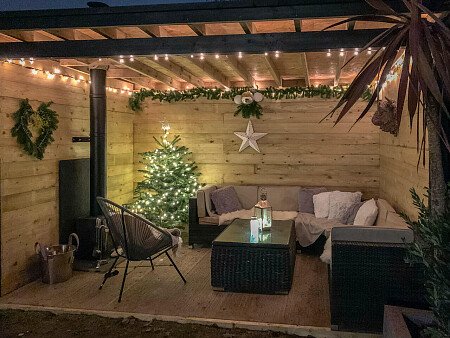 Vibrant blue theme- KT13- filming photoshoot location-33