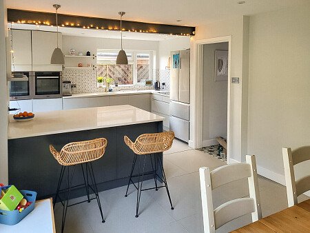 Exposed metal beam- NN12-  filming photoshoot location-01