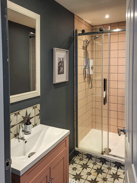 Exposed metal beam- NN12-  filming photoshoot location-14