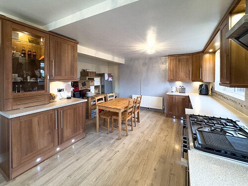 Home bar- RM11-  filming photoshoot location-06