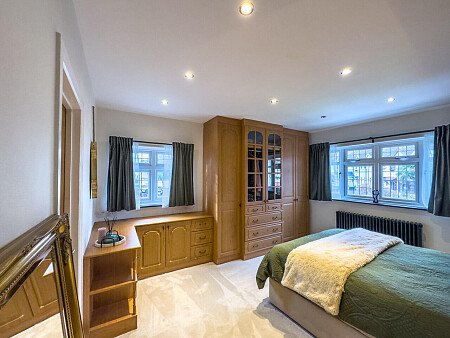 Home bar- RM11-  filming photoshoot location-33