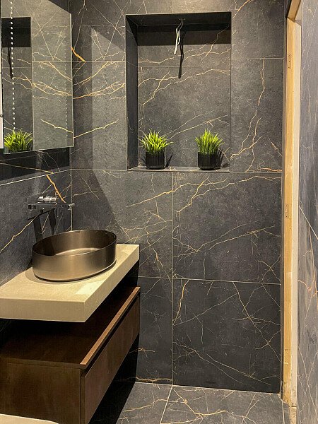 Geometrtic wall paper-  HA5- filming photoshoot location-03