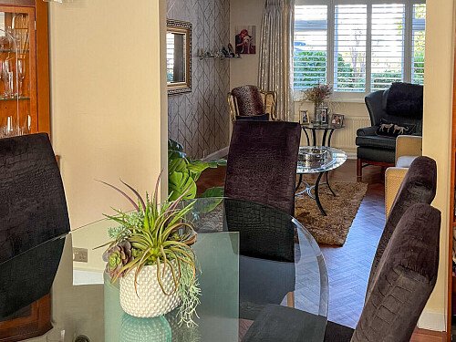 Geometrtic wall paper-  HA5- filming photoshoot location-12