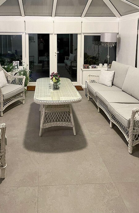 Geometrtic wall paper-  HA5- filming photoshoot location-15