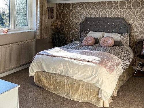 Geometrtic wall paper-  HA5- filming photoshoot location-19