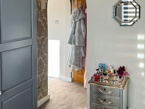 Geometrtic wall paper-  HA5- filming photoshoot location-23