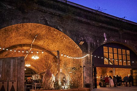 Red brick tunnel bar -London- filming photoshoot location-02