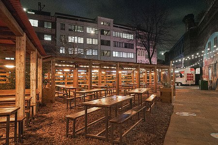 Red brick tunnel bar -London- filming photoshoot location-04