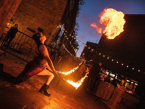 Red brick tunnel bar -London- filming photoshoot location-08
