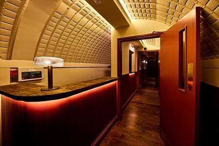 Cosy curved ceiling bar-London- filming photoshoot location-5