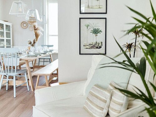 Calm, peaceful, white house, Bournemouth- filming photoshoot location-08