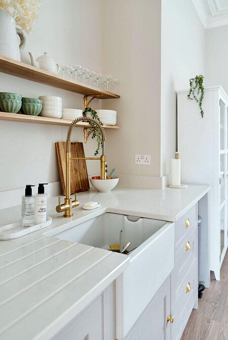 Calm, peaceful, white house, Bournemouth- filming photoshoot location-07