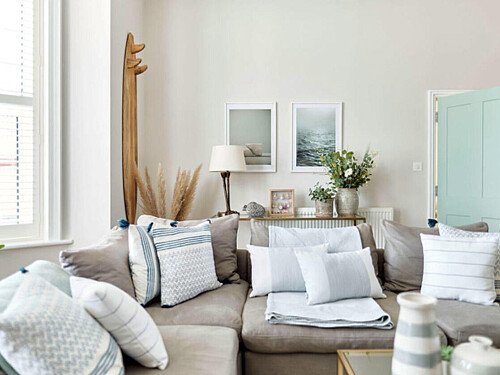 Calm, peaceful, white house, Bournemouth- filming photoshoot location-10